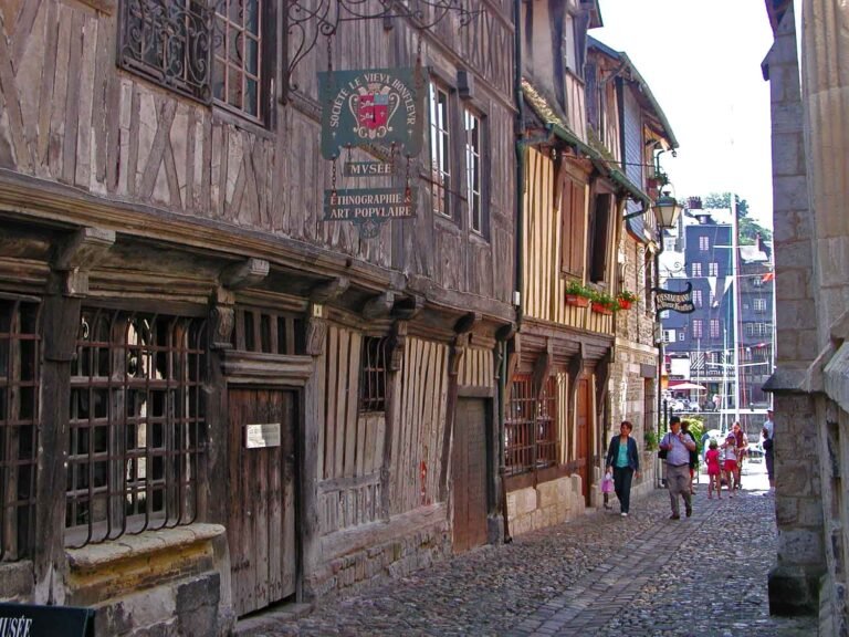 Office Tourisme Calvados | Cote Fleurie-13 - La Petite Folie à Honfleur - La Petite Folie à Honfleur Honfleur | Office Tourisme Calvados